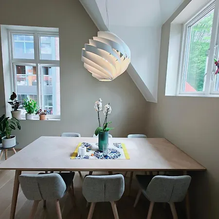 80M2 Unique, Central Apartment, Near Train Station&Tram Lejlighed Bergen