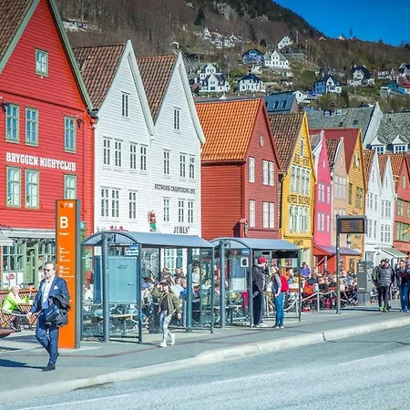 80M2 Unique, Central Apartment, Near Train Station&Tram Lejlighed Bergen