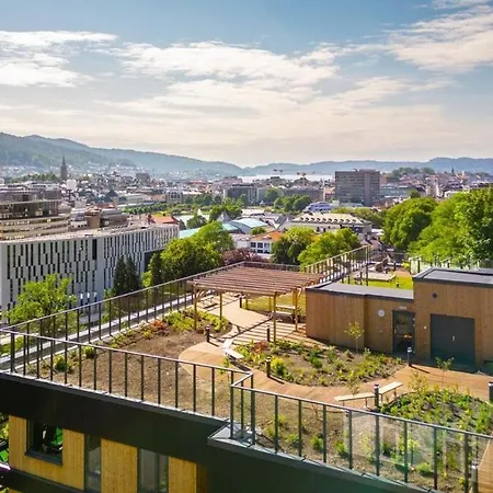 80m2 Unique, Apartment, Near Train Station&tram Lägenhet